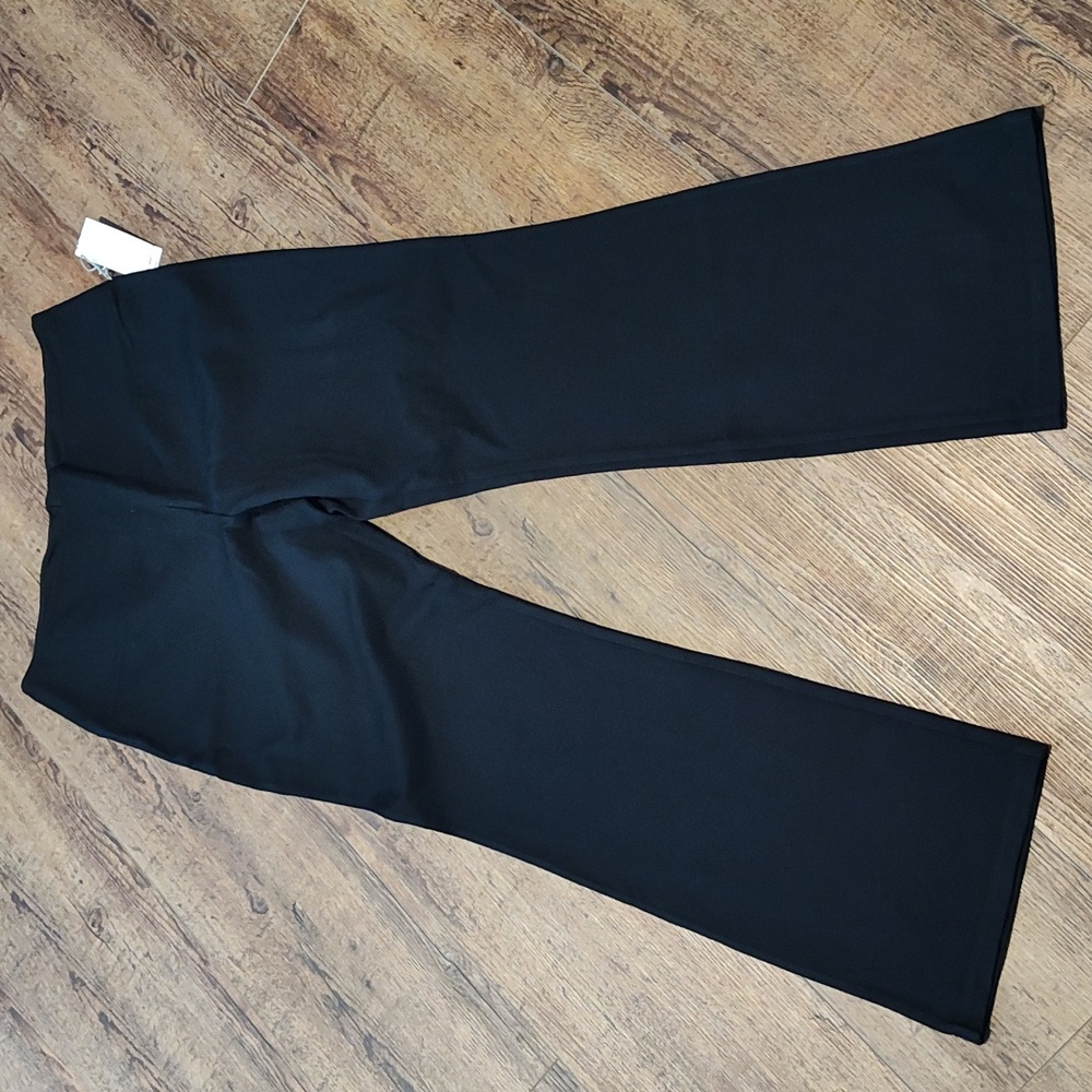 Liz Claiborne Bootcut Legging